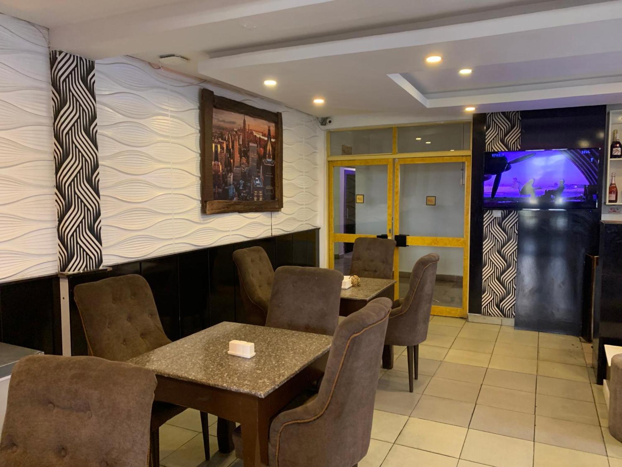Presken Hotels @ Victoria Island Apese Kültér fotó